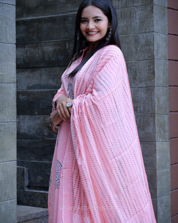 Pink Cotton Kurti Pant Dupatta Set - Regular Fit, Everyday Wear - Image 4