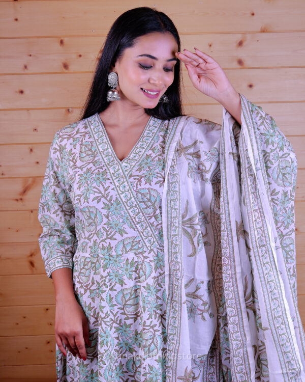 Green Cotton Anaar Kali Kurti Set with Pant and Dupatta – Regular Fit - Image 5